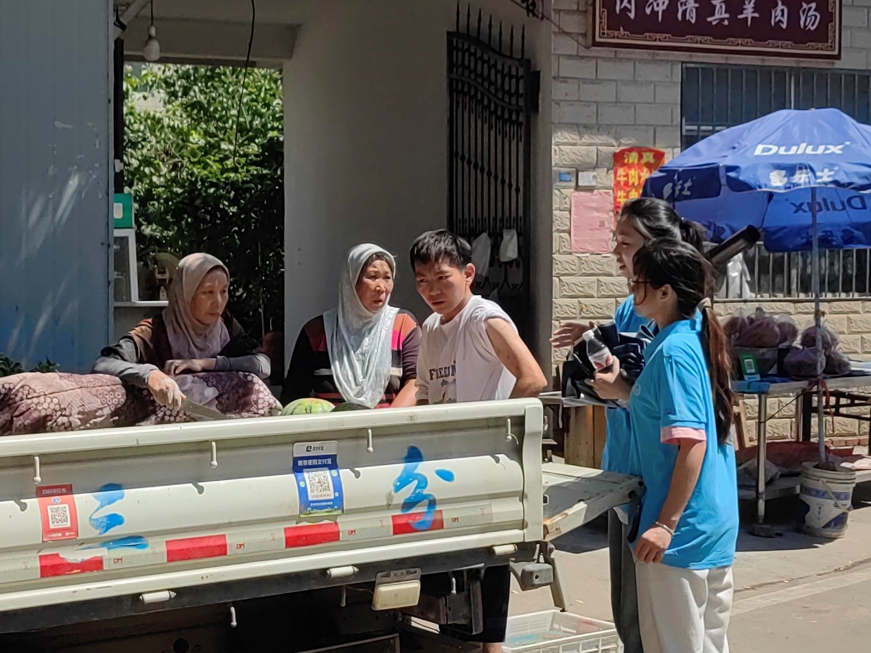 上外賢達(dá)學(xué)院學(xué)子三下鄉(xiāng)：攜手振興，共筑夢想