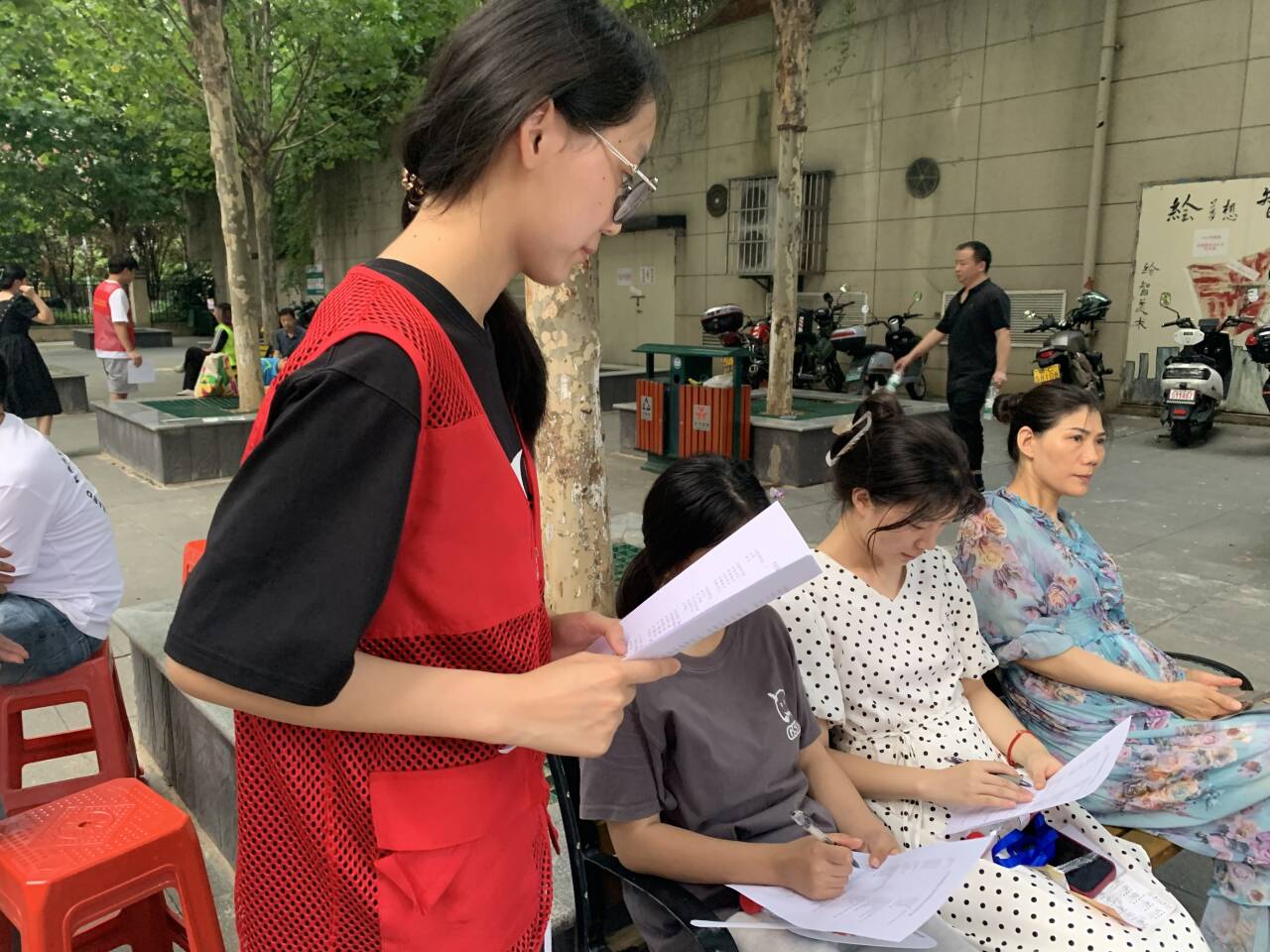 湖北學子三下鄉(xiāng)：開展“愛水護水”問卷調查活動，倡導節(jié)約用水意識