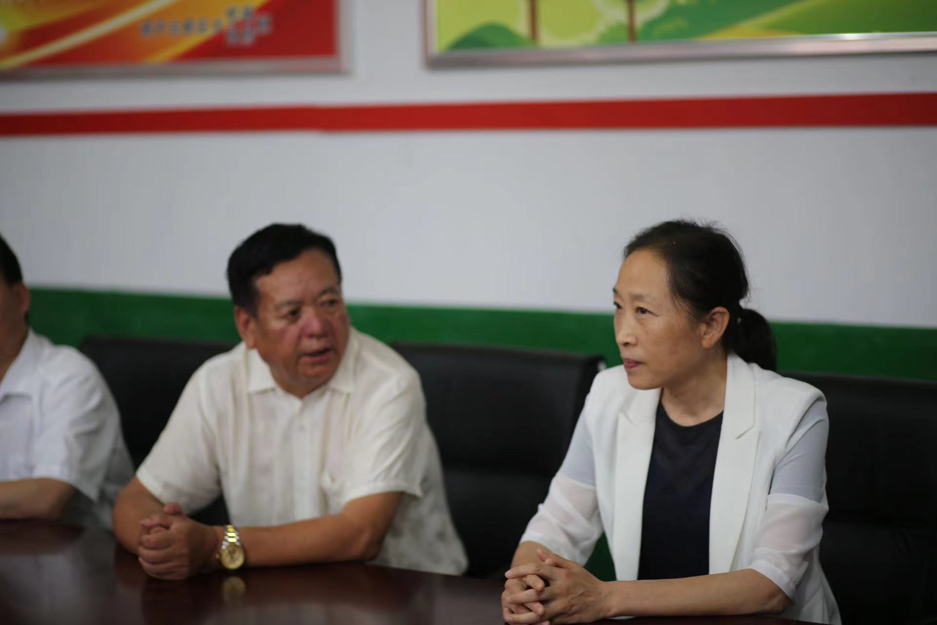 “微光成炬”照亮搬走嶺 校園霸凌遠離中國少年